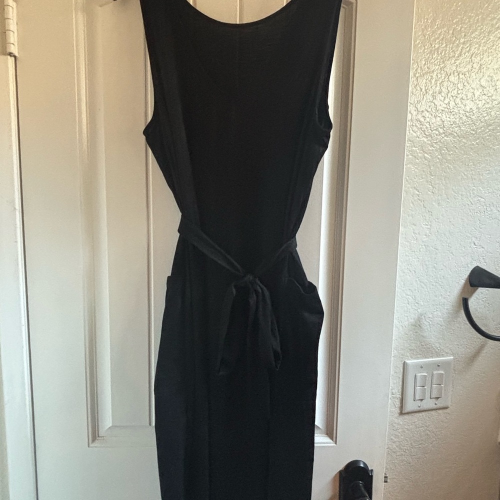 Chic Black Backless Dress